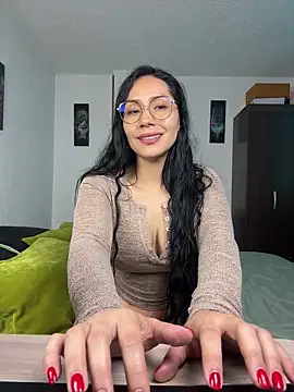 Snapshot of Angela_isabella chatting on March 24, 9:42 pm Angela isabella online show from March 24, 9:42 pm