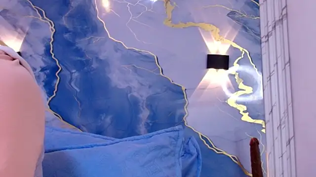 lorrayne  online show from October 11, 12:04 pm