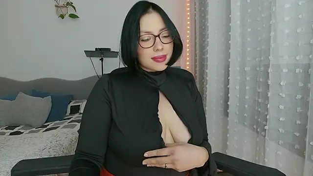 diosa cadenas online show from February 28, 7:37 pm