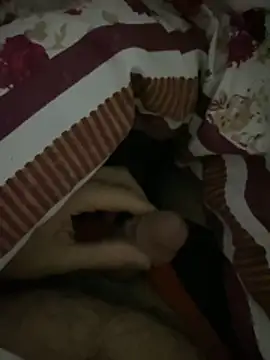 Snapshot of Eslam222s chatting on March 30, 3:35 pm Eslam222s online show from March 30, 3:35 pm