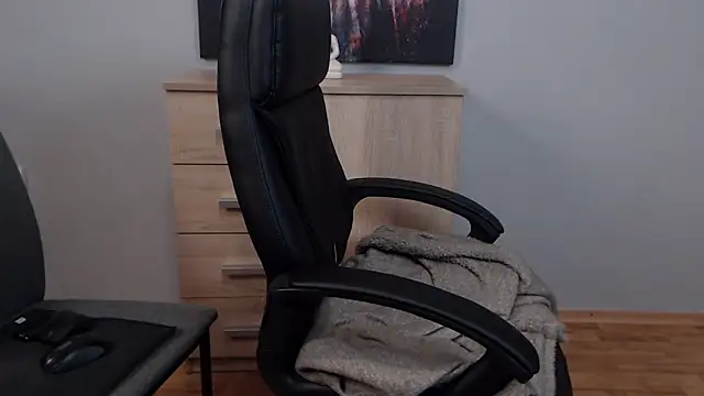 Dylan Best online show from March 16, 8:32 pm