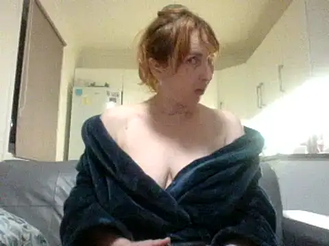 Snapshot of MssAngela chatting on January 29, 7:11 pm MssAngela online show from January 29, 7:11 pm