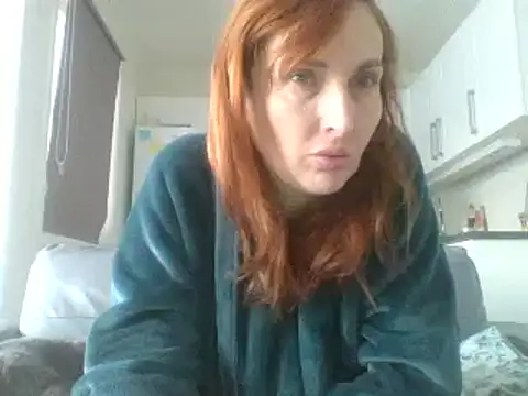 Snapshot of MssAngela chatting on February 10, 7:47 am MssAngela online show from February 10, 7:47 am
