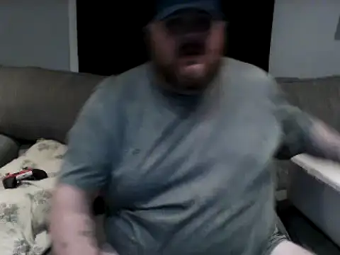 fatdickdaddy448 online show from December 17, 4:43 pm