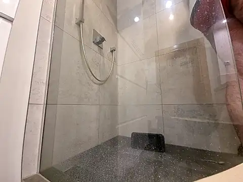 Snapshot of Bob666demon chatting on February 28, 10:16 am Bob666demon online show from February 28, 10:16 am