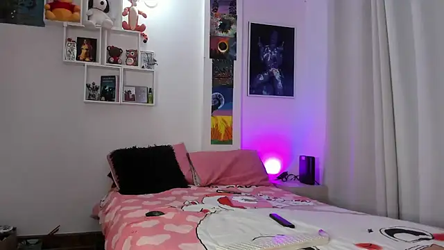 Snapshot of Sarah_Jhonson chatting on January 22, 2:37 am Sarah Jhonson online show from January 22, 2:37 am