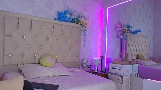 nini love01 online show from May 16, 3:36 am