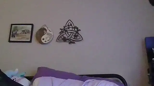 Snapshot of GothyBaby chatting on January 6, 10:47 pm GothyBaby online show from January 6, 10:47 pm