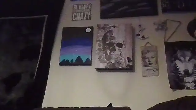 Snapshot of GothyBaby chatting on November 30, 6:23 pm GothyBaby online show from November 30, 6:23 pm