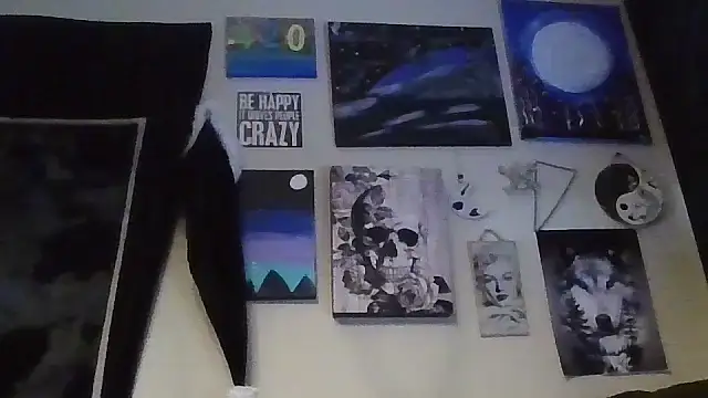 Snapshot of GothyBaby chatting on December 5, 5:31 pm GothyBaby online show from December 5, 5:31 pm