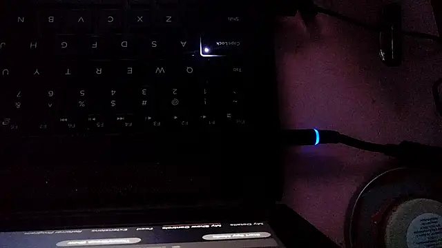 Snapshot of atlwebbie75 chatting on October 28, 12:52 pm atlwebbie75 online show from October 28, 12:52 pm