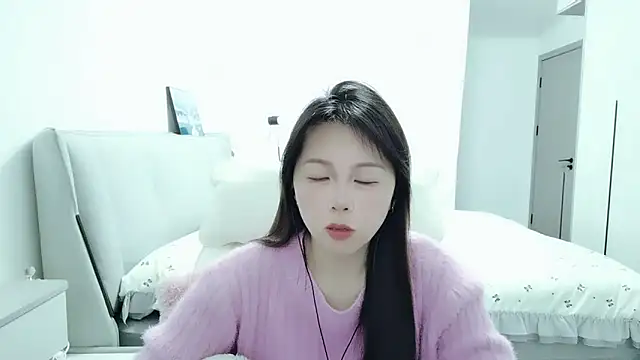 Sunset glow online show from March 5, 1:51 pm