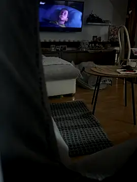 Snapshot of petuletra chatting on December 14, 1:49 pm petuletra online show from December 14, 1:49 pm