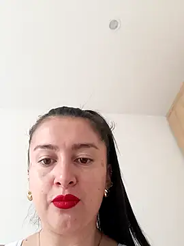 Cherry 1992 online show from May 19, 3:29 pm