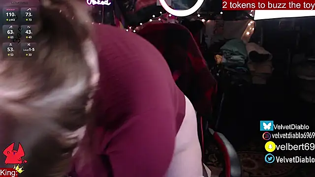 VelvetDiablo online show from February 26, 1:00 am