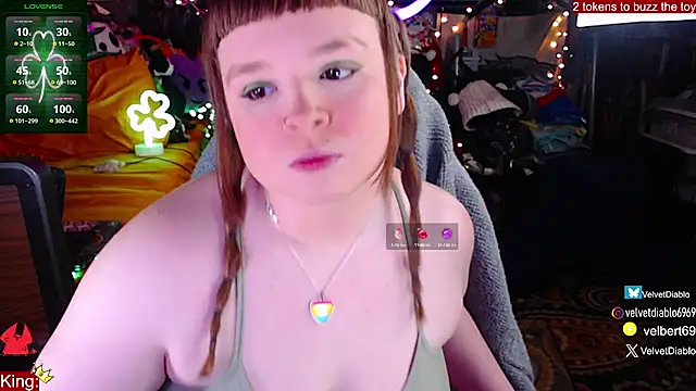 VelvetDiablo online show from March 18, 11:31 pm