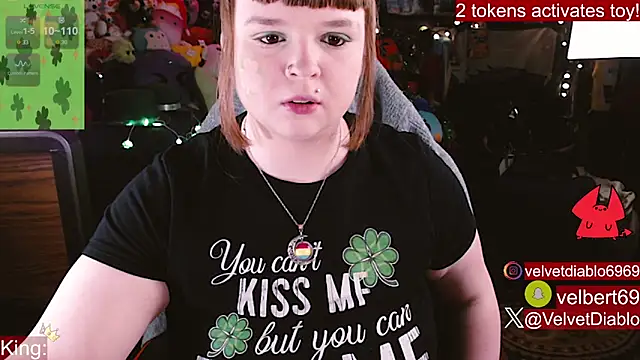 Snapshot of VelvetDiablo chatting on March 18, 12:25 am VelvetDiablo online show from March 18, 12:25 am