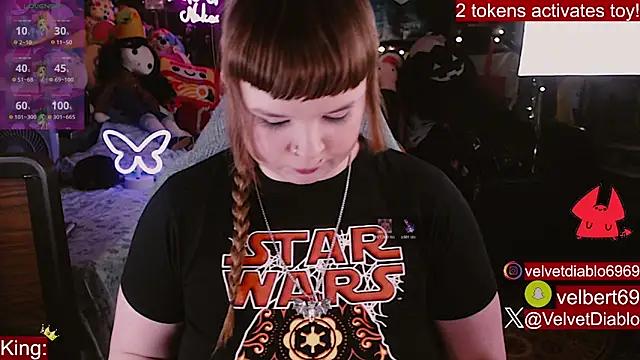 Snapshot of VelvetDiablo chatting on May 6, 12:19 am VelvetDiablo online show from May 6, 12:19 am