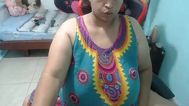 Snapshot of NatalySexxxMilk chatting on January 23, 1:02 pm NatalySexxxMilk online show from January 23, 1:02 pm