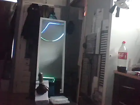 Snapshot of slutviki chatting on December 16, 2:00 pm slutviki online show from December 16, 2:00 pm