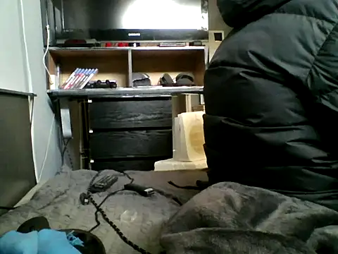 Snapshot of slutviki chatting on February 2, 12:04 pm slutviki online show from February 2, 12:04 pm