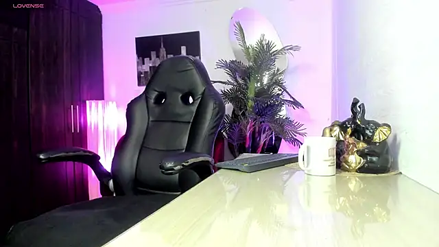 Snapshot of Amaia_Bushida chatting on September 30, 2:22 pm Amaia Bushida online show from September 30, 2:22 pm