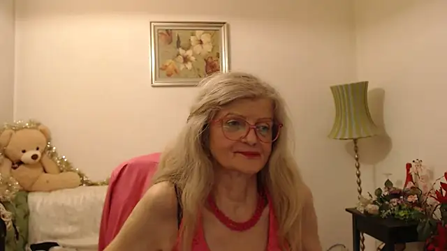 BlairFort online show from December 9, 2:28 pm