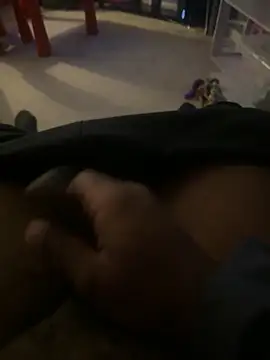 Snapshot of chocolatelongstrokes chatting on March 27, 10:42 pm chocolatelongstrokes online show from March 27, 10:42 pm