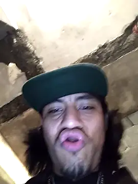 AlexAlejandro13 online show from December 23, 2:09 am