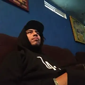 AlexAlejandro13 online show from February 4, 3:40 pm