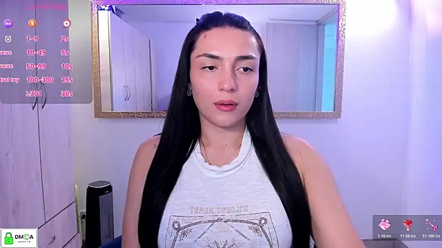 EricaVanderhill online show from March 8, 9:07 pm