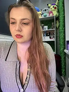 CandyShoopp online show from December 5, 8:44 pm