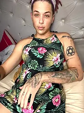 Snapshot of Alicbranca chatting on January 16, 11:20 pm Alicbranca online show from January 16, 11:20 pm