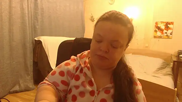 Janiffer MiMi online show from December 6, 7:12 pm