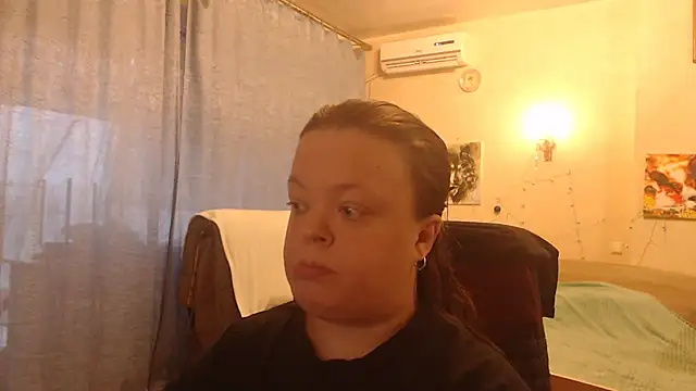 Janiffer MiMi online show from December 16, 5:59 am