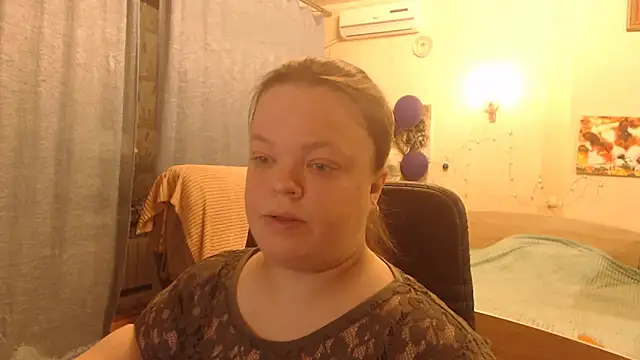 Janiffer MiMi online show from January 6, 7:13 pm