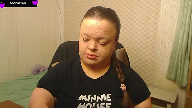 Janiffer MiMi online show from March 2, 7:43 pm