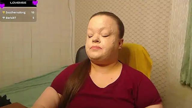 Janiffer MiMi online show from April 3, 3:32 pm