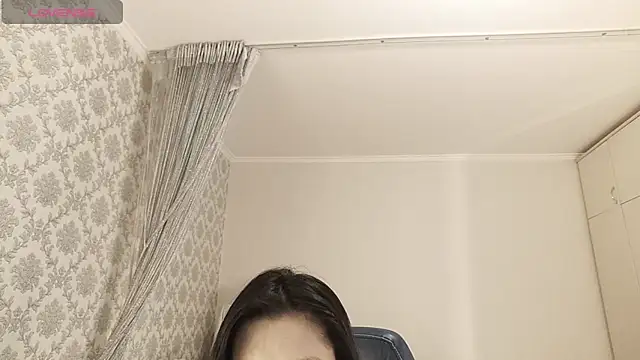 MissValday online show from March 26, 5:46 am