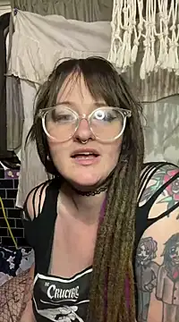 1-800-FUCKYOU online show from March 5, 8:32 pm