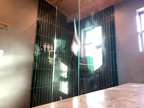 1-800-FUCKYOU online show from November 10, 10:31 pm