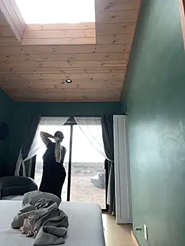 1-800-FUCKYOU online show from February 6, 8:12 pm