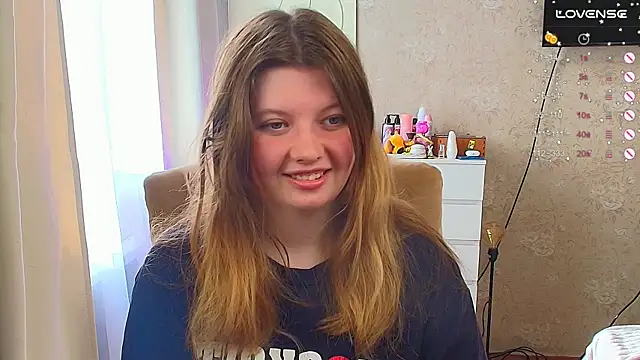 Snapshot of Vivian_cutie chatting on September 21, 12:29 pm Vivian cutie online show from September 21, 12:29 pm