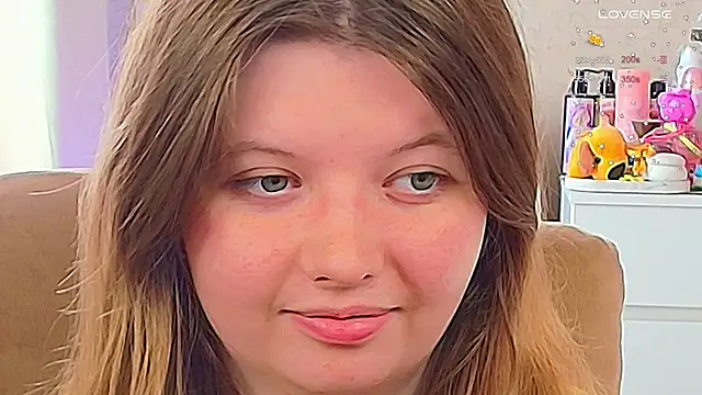 Snapshot of Vivian_cutie chatting on September 28, 12:32 pm Vivian cutie online show from September 28, 12:32 pm