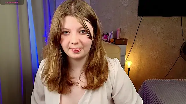 Vivian cutie online show from April 3, 3:32 pm