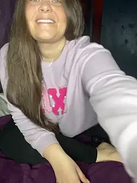 CamilaLovexoxo online show from March 24, 1:05 pm