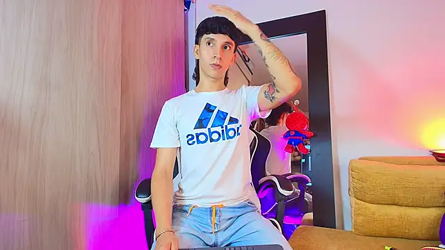 Snapshot of JacoboSwam chatting on March 20, 3:00 am JacoboSwam online show from March 20, 3:00 am