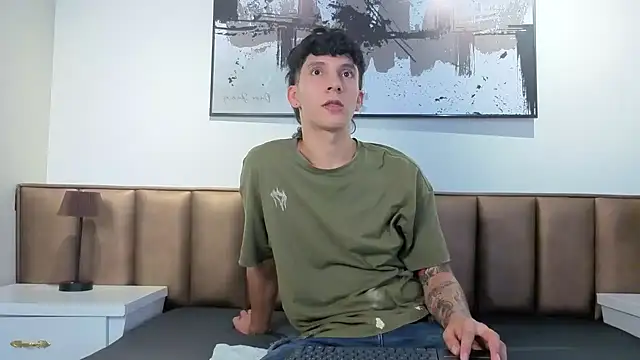 Snapshot of JacoboSwam chatting on March 21, 2:27 am JacoboSwam online show from March 21, 2:27 am