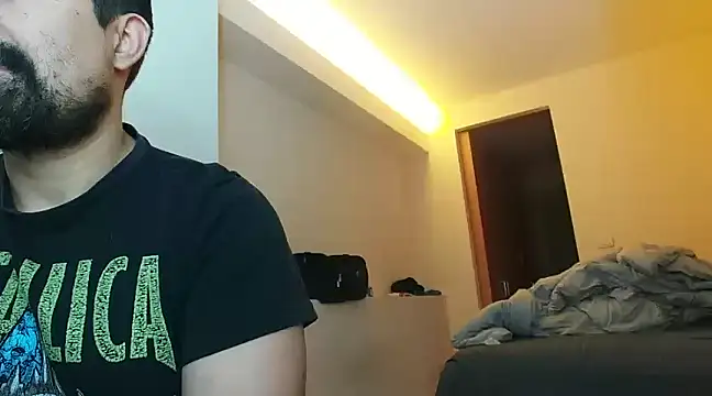 Snapshot of VonDoomdelToro chatting on December 3, 8:38 am VonDoomdelToro online show from December 3, 8:38 am