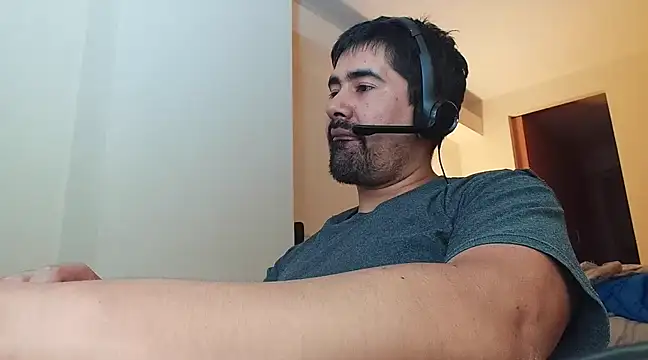 Snapshot of VonDoomdelToro chatting on February 16, 5:59 am VonDoomdelToro online show from February 16, 5:59 am